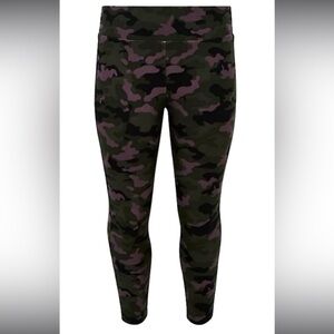 Torrid 1R STUDIO PREMIUM PONTE SLIM FIX PULL-ON PIXIE PANT - CAMO DUSTY PURPLE